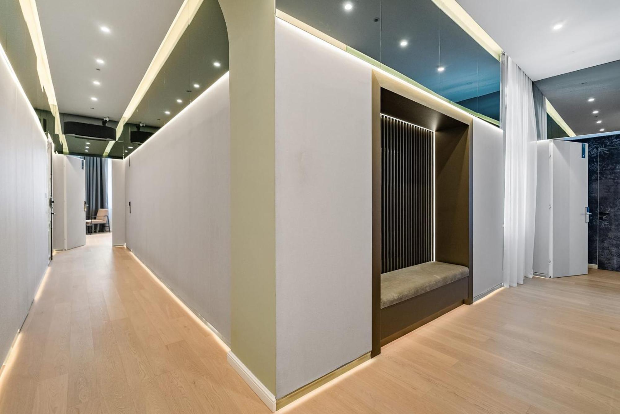 Monamel Luxury Suites Split Exteriör bild