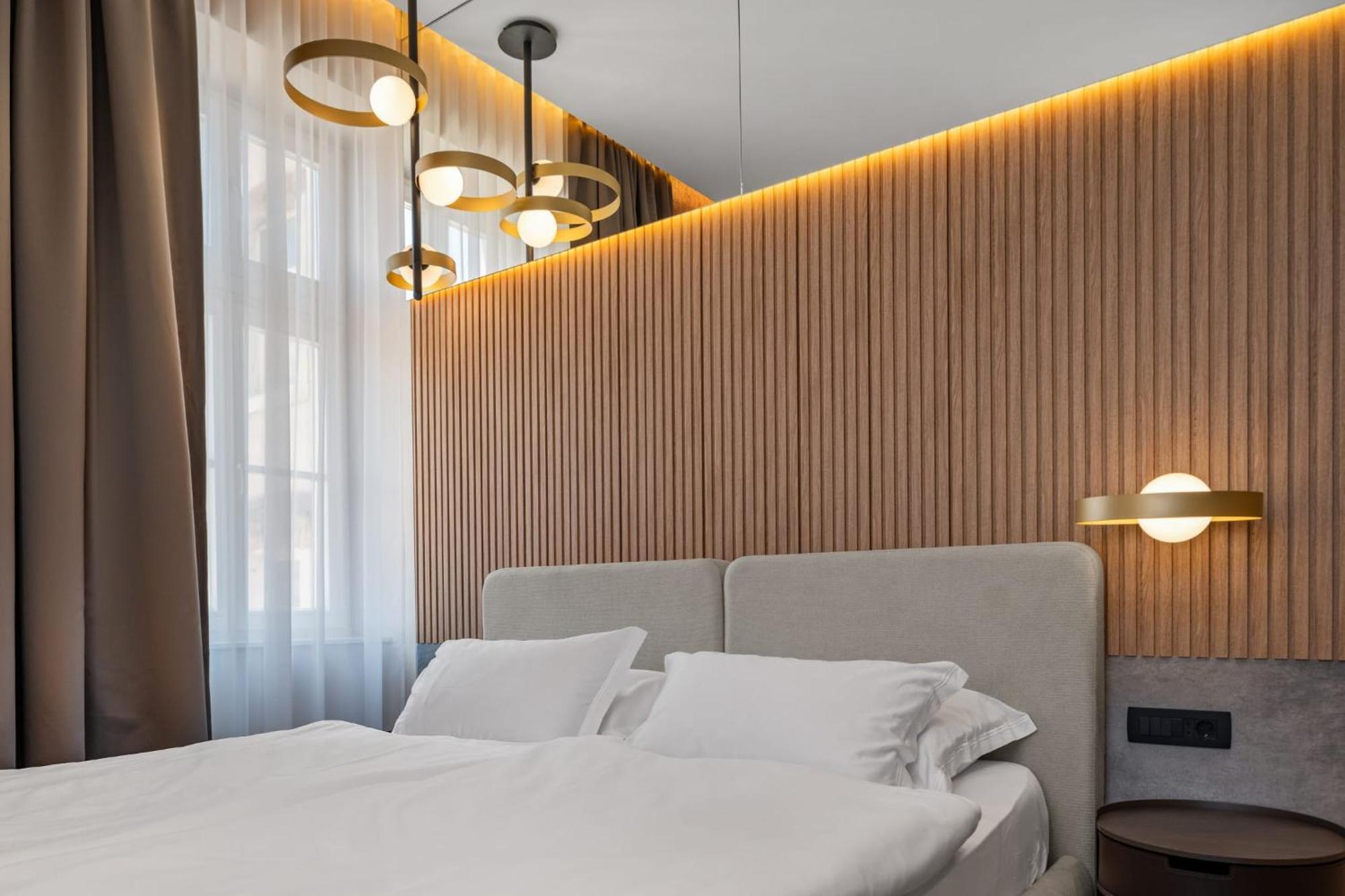 Monamel Luxury Suites Split Exteriör bild